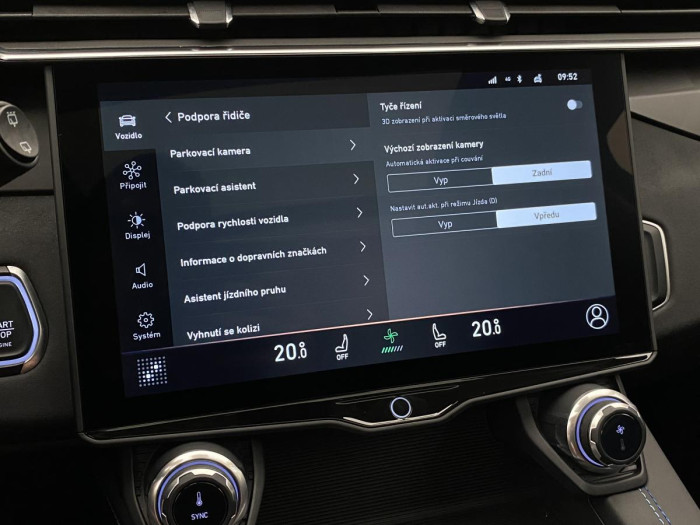 Lynk & Co 01 PHEV DCT AUT REZERVACE