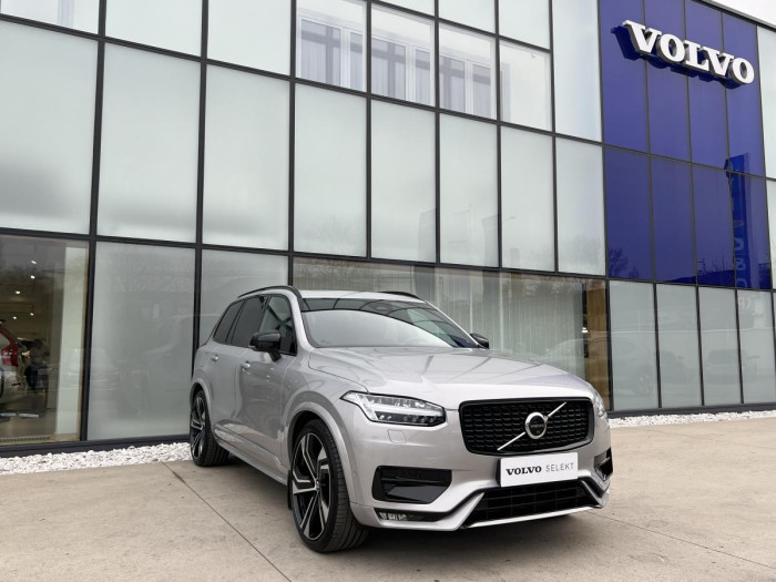 Volvo XC90 B5 AWD ULTIMATE DARK AUT 1.maj