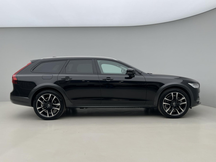 Volvo V90 CC B5 AWD ULTIMATE Rezervace 2.0 CC CC