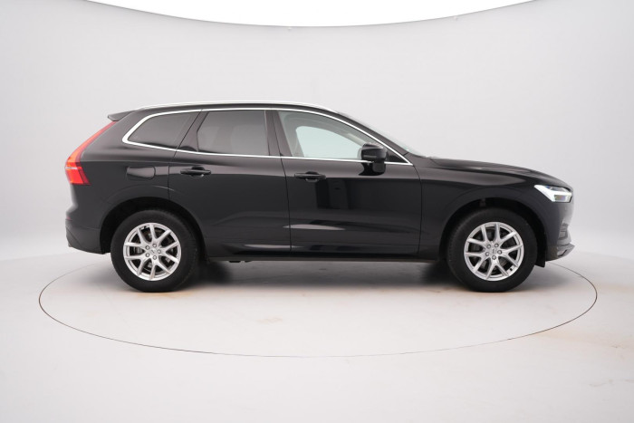 Volvo XC60 B4 AWD MOMENTUM PRO AUT 2.0 Momentum