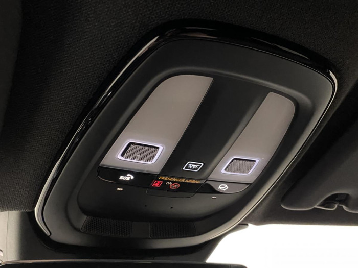 Volvo XC40 PURE ELECTRIC RECHARGE PLUS Plus