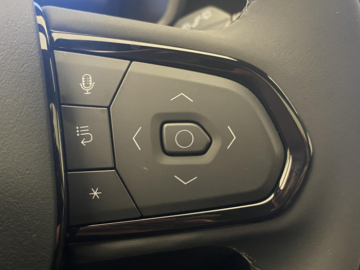 Lynk & Co 01 01 MORE PHEV