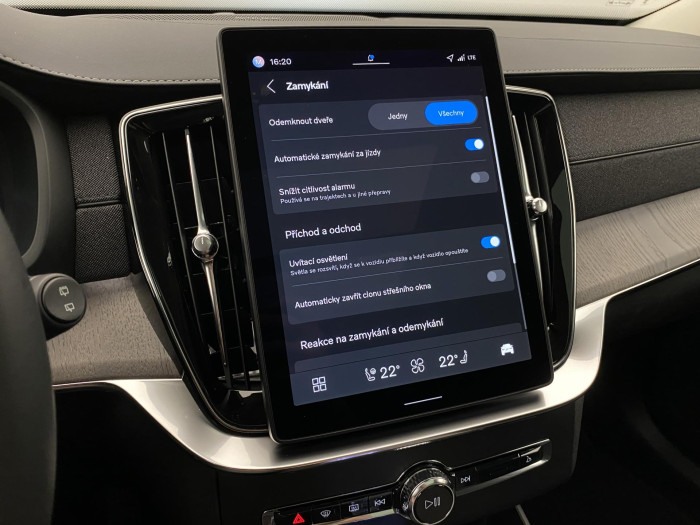 Volvo XC90 T8 AWD RECHARGE DARK PLUS 7m