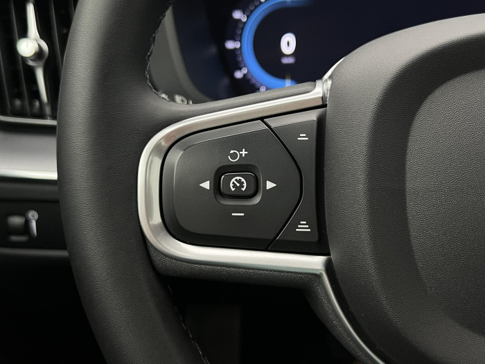 Volvo XC60 B4 MOMENTUM PRO AUT 1.maj. 2.0 Momentum