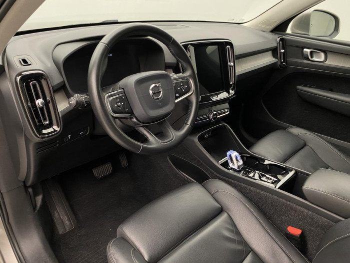 Volvo XC40 D3 INSCRIPTION AUT REZERVACE 2.0 d