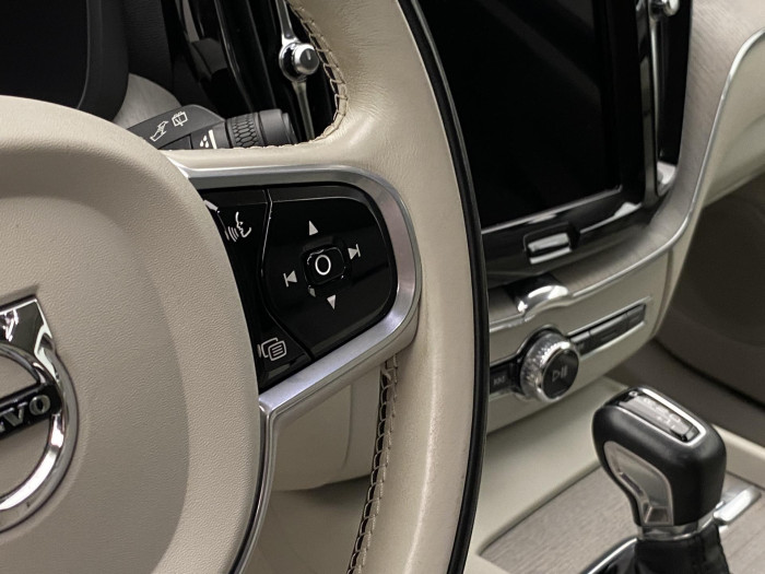 Volvo XC60 D4 AWD INSCRIPTION AUT 2.0 d