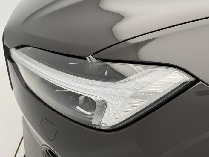 Volvo XC60 B5 AWD AUT DARK PLUS