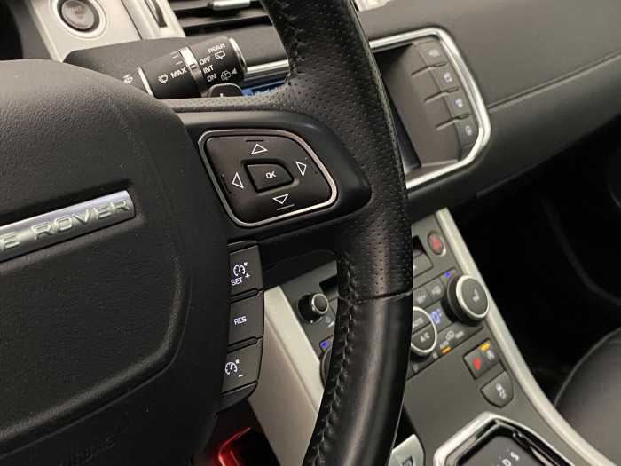 Land Rover Range Rover Evoque 2.0 TD4 DYNAMIC REZERVACE 2.0 TD Dynamic