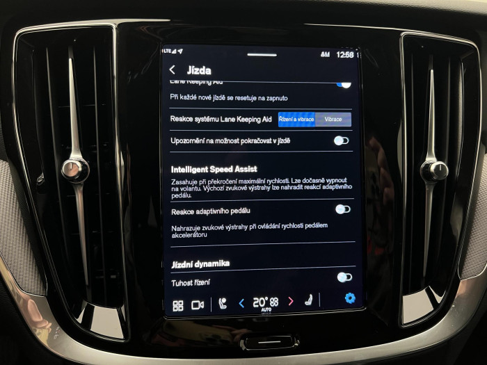 Volvo V60 CC B5 AWD PLUS BRIGHT AUT