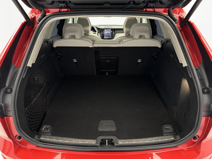 Volvo XC60 T6 AWD RECHARGE PLUS BRIGHT CZ