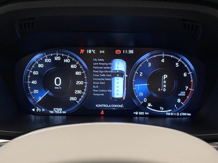 Volvo XC60 T5 AWD MOMENTUM AUT CZ 2.0 Momentum