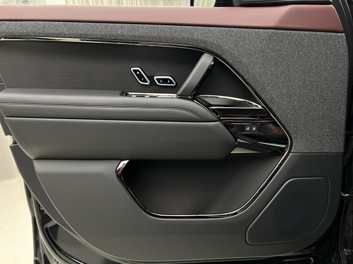 Land Rover Range Rover Sport D300 DYNAMIC HSE AWD Aut 3.0 d Dynamic