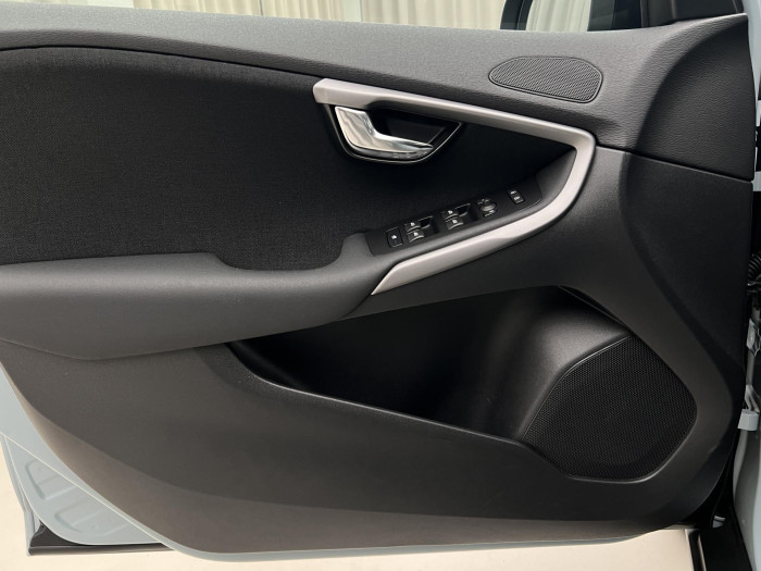 Volvo V40 CC D3 NEZ.TOPENÍ 2.0 d CC CC