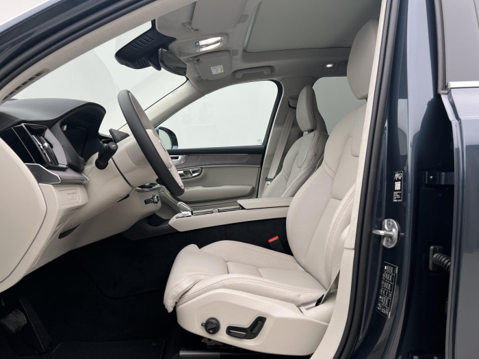 Volvo XC90 T8 AWD RECHARGE BRIGHT ULTRA