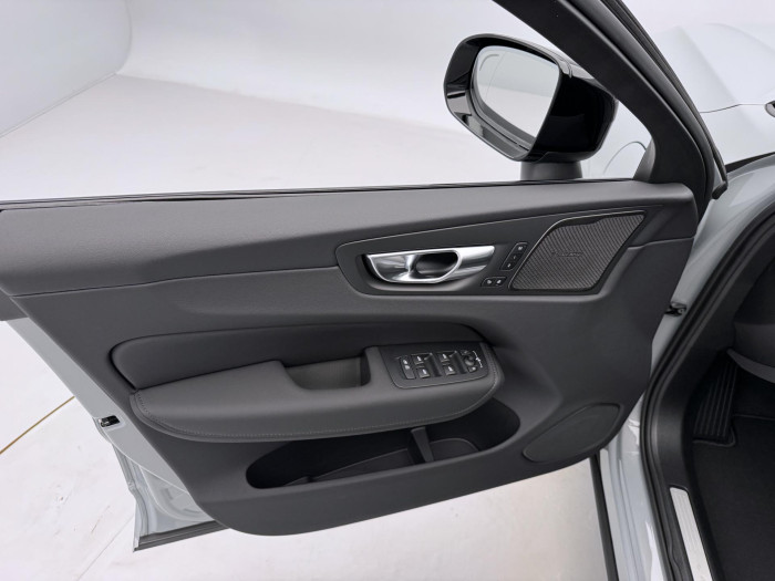Volvo XC60 T6 AWD AUT DARK ULTRA