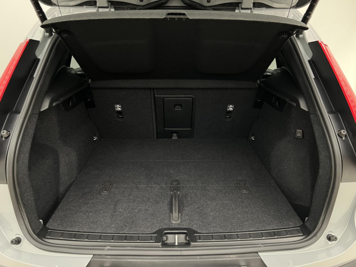 Volvo XC40 B4 CORE AUT 1.maj.