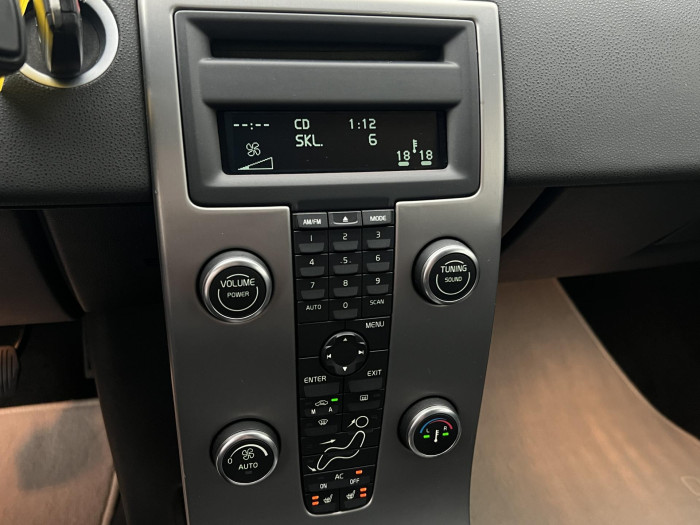 Volvo C70 T5 KABRIOLET CZ