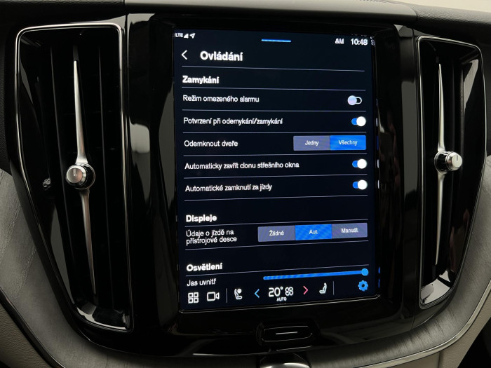 Volvo XC60 T6 AWD RECHARGE PLUS DARK AUT