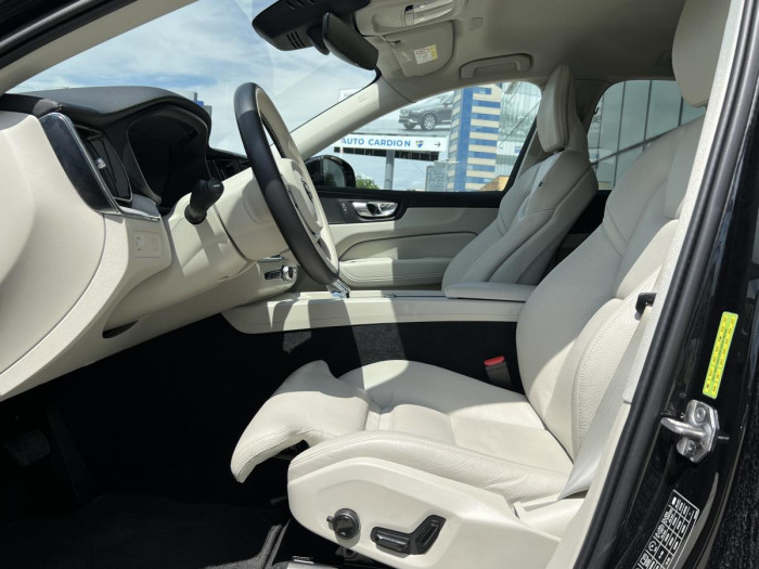 Volvo XC60 B5 AWD INSCRIPTION Aut 1.maj.