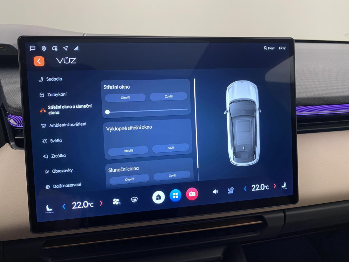 Lynk & Co 08 MORE PHEV