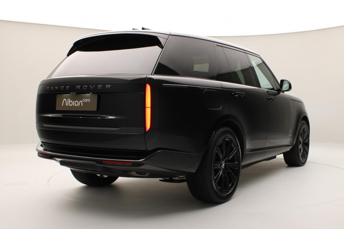 Land Rover Range Rover P550e AUTOBIOGRAPHY SWB