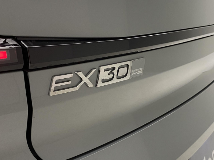 Volvo EX30 PURE ELECTRIC EXTENDED PLUS