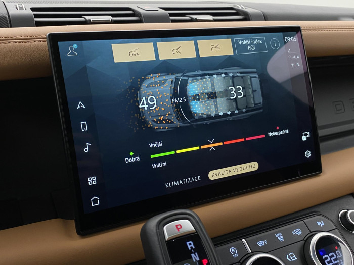 Land Rover Defender 130 D300 HSE AWD AUT CZ 3.0 d