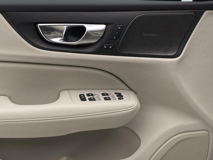 Volvo V60 B4 AUT BRIGHT PLUS