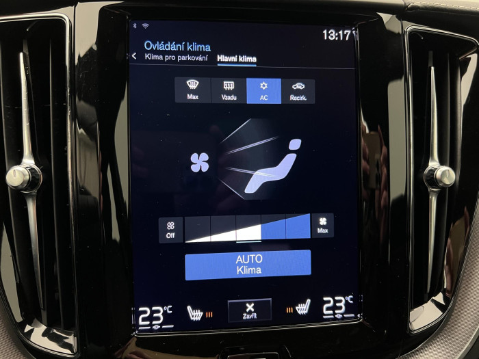 Volvo XC60 B5 AWD R-DESIGN AUT