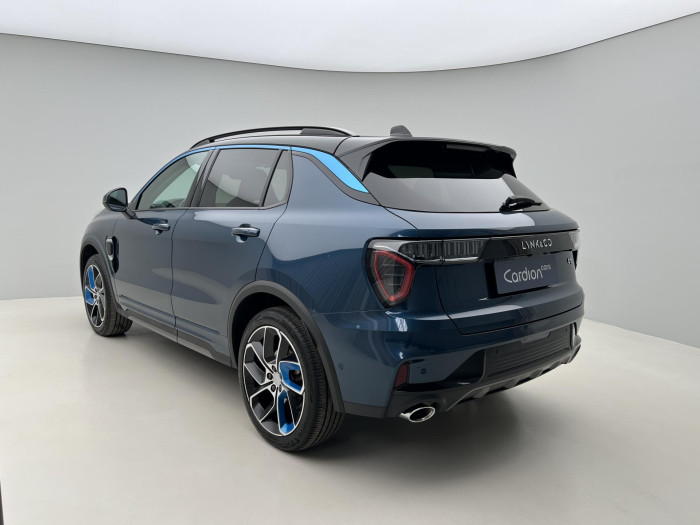 Lynk & Co 01 PHEV DCT AUT