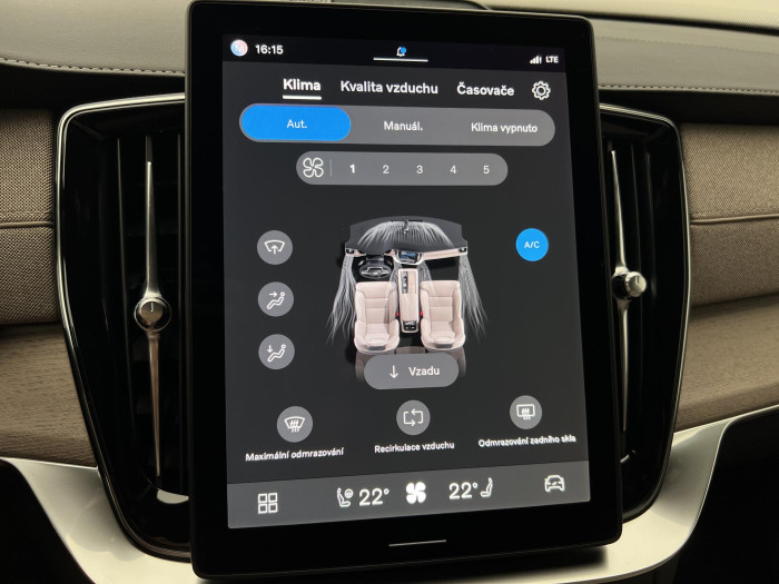 Volvo XC90 T8 AWD RECHARGE DARK ULTRA AUT