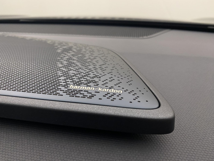 Lynk & Co 08 MORE PHEV