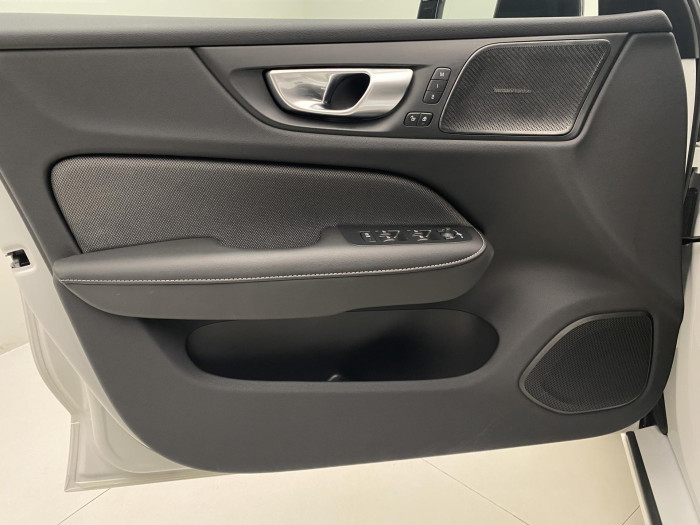 Volvo S60 T6 AWD PLUS DARK RECHARGE AUT