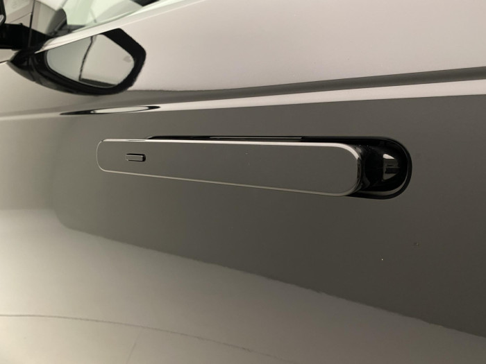 Land Rover Range Rover Sport D250 DYNAMIC SE AWD REZERVACE 3.0 d Dynamic SE