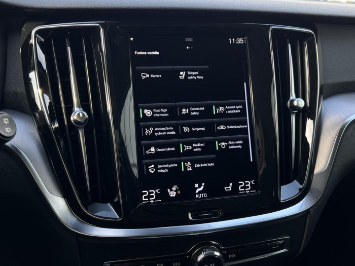 Volvo V60 B4 MOMENTUM Aut 1.maj. 2.0 Momentum
