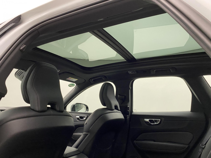 Volvo XC60 T8 AWD TWIN ENGINE R-DESIGN