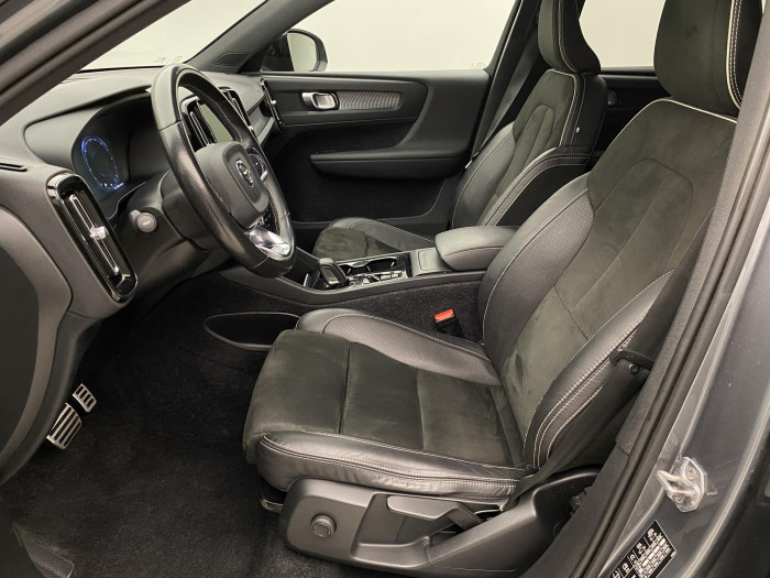 Volvo XC40 D4 AWD R-DESIGN AUT CZ 2.0 d