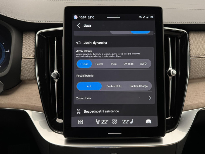 Volvo XC90 T8 AWD RECHARGE CZ REZERVACE