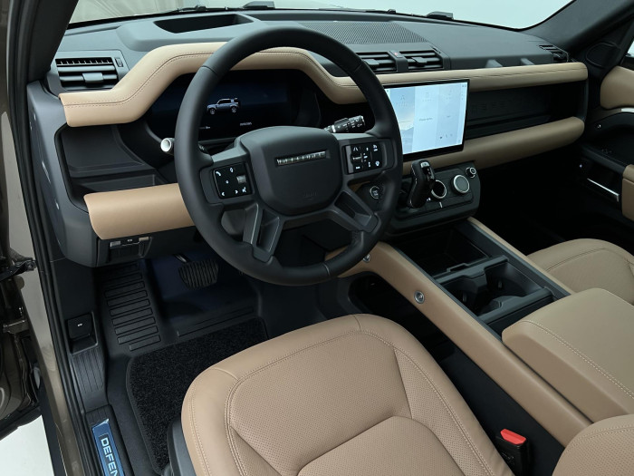 Land Rover Defender 110 D300 X-DYNAMIC HSE AWD Aut 3.0 d Dynamic
