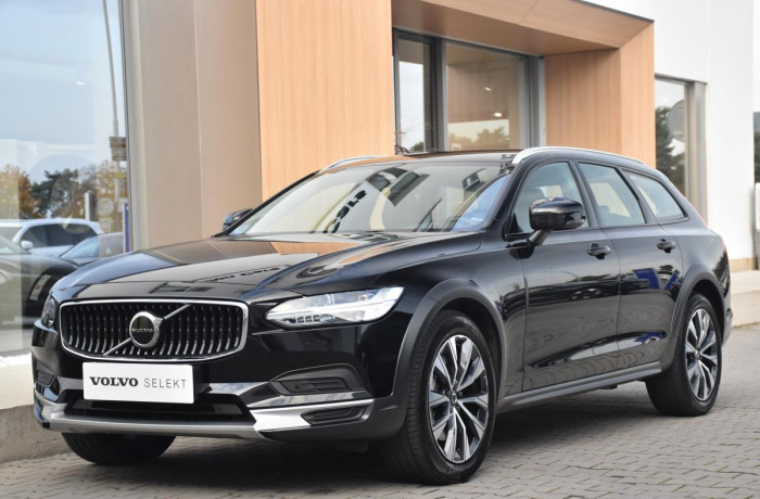 Volvo V90 CC B4 AWD PLUS AUT CZ 1.maj.