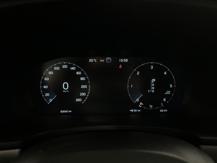 Volvo V90 D4 AWD MOMENTUM AUT REZERVACE 2.0 d Momentum