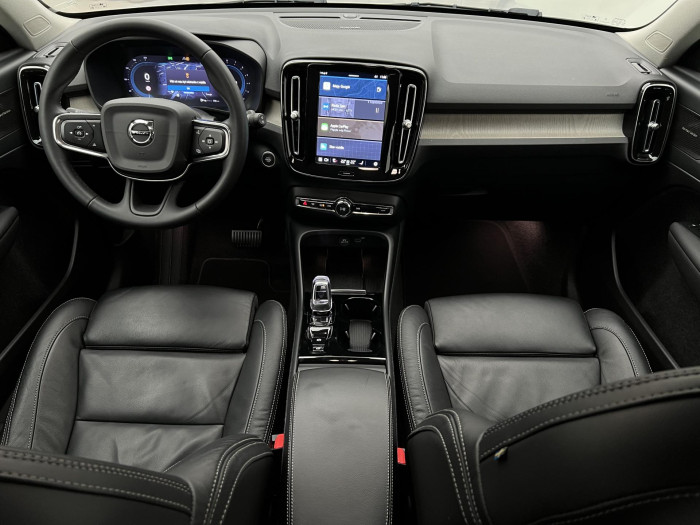 Volvo XC40 B4 PLUS BRIGHT AUT CZ