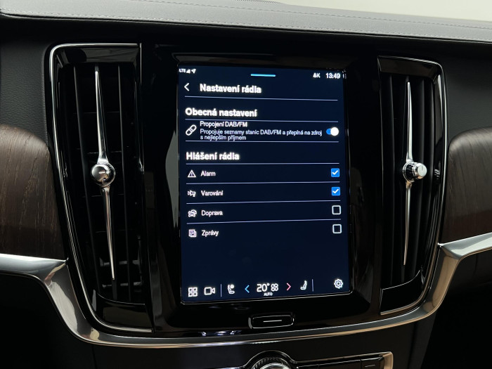 Volvo V90 T6 AWD RECHARGE PLUS DARK AUT
