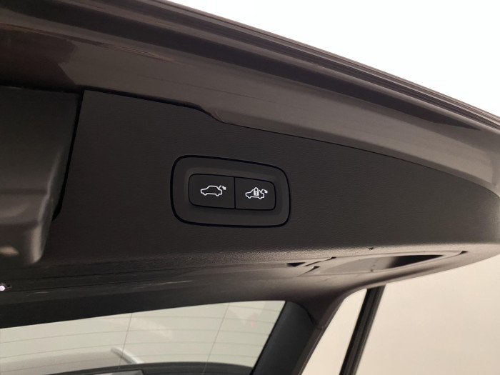 Volvo V60 CC B5 AWD PLUS BRIGHT 1.maj