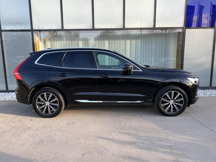 Volvo XC60 B4 AWD INSCRIPTION Aut CZ