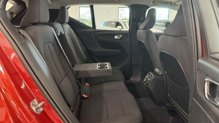 Volvo XC40 T3 MOMENTUM REZERVACE 1.5 Momentum