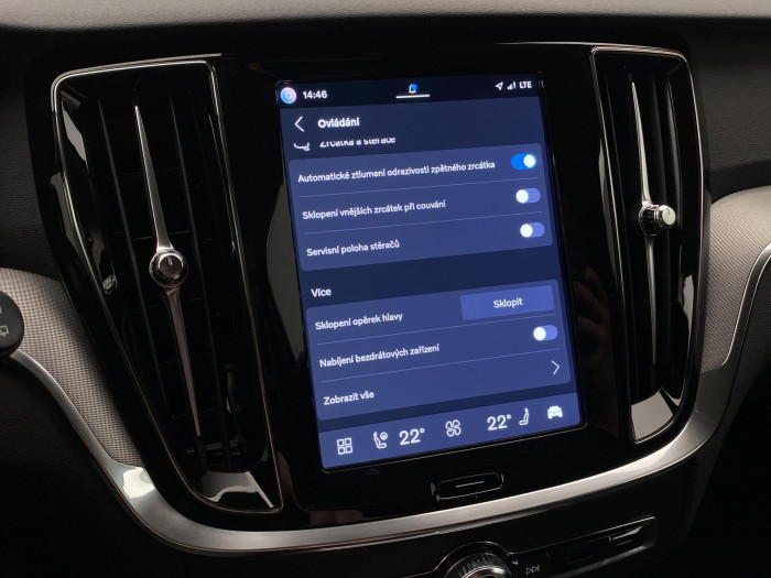 Volvo V60 B4 DARK PLUS AUT CZ