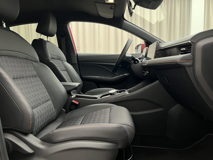 MG MG3 EXCLUSIVE HYBRID+ AUT CZ 1.maj 1.5 Exclusive