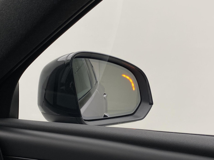 Volvo XC40 B3 DARK PLUS AUT CZ