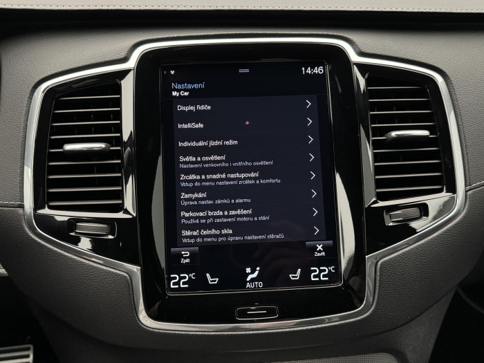 Volvo XC90 B5 AWD R-DESIGN AUT CZ